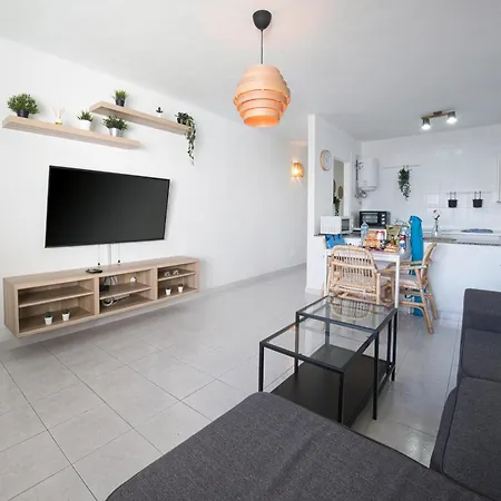 Abora - 500m To The By Lanzarote Apartament