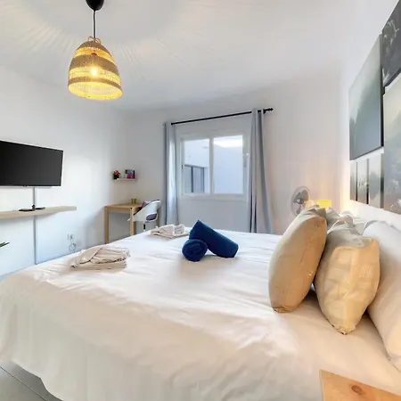 Abora - 500m To The By Lanzarote * Puerto del Carmen (Lanzarote)